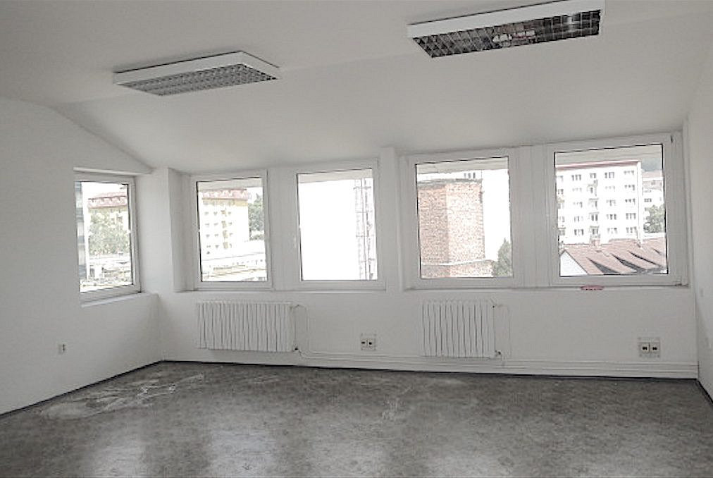 Pronájem kanceláře 91 m²