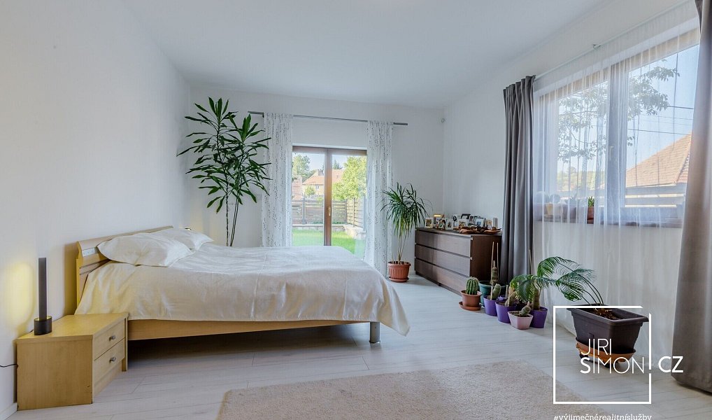 Prodej domu 153 m² s pozemkem 527 m², Slatina – náhled fotky 8