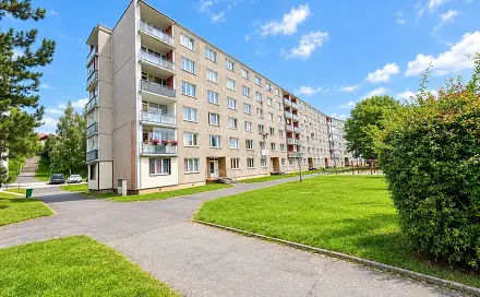 Pronájem bytu 2+1 50 m², Bělojarská, Tachov