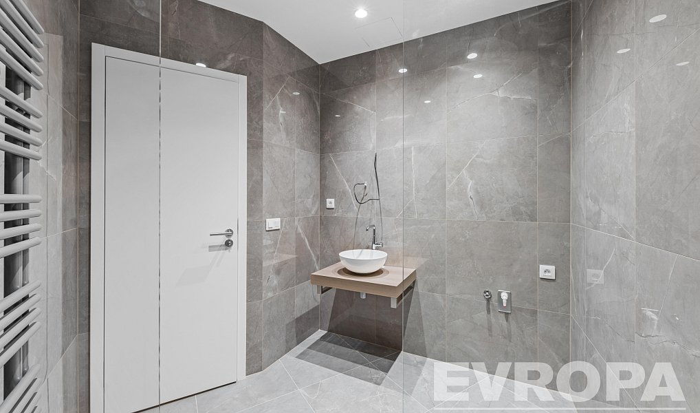 Pronájem bytu 2+kk 49 m², Praha – náhled fotky 12