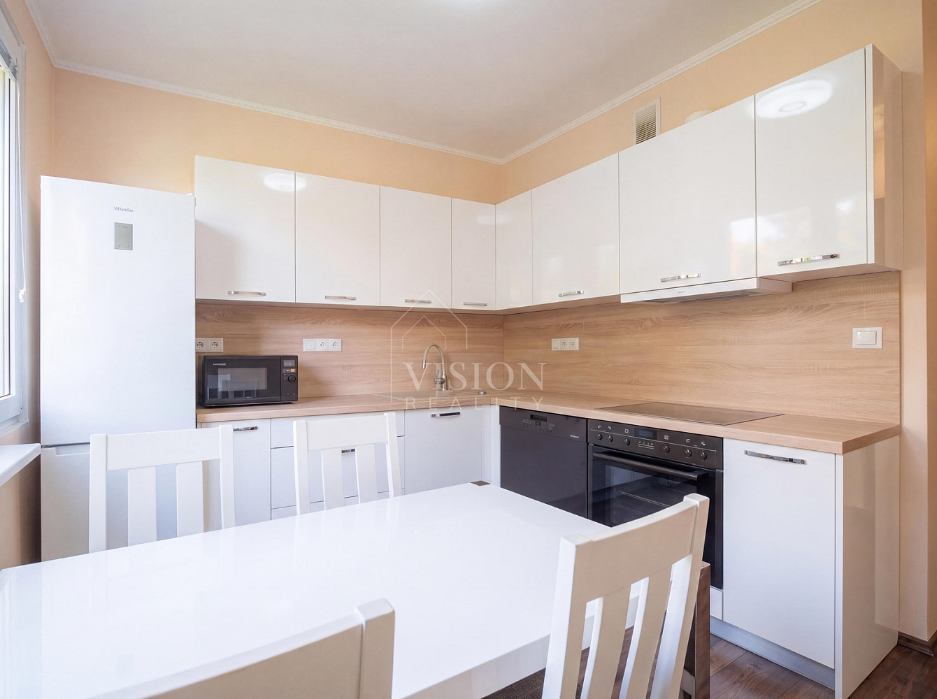 Prodej bytu 2+1 50 m² – fotografie 2