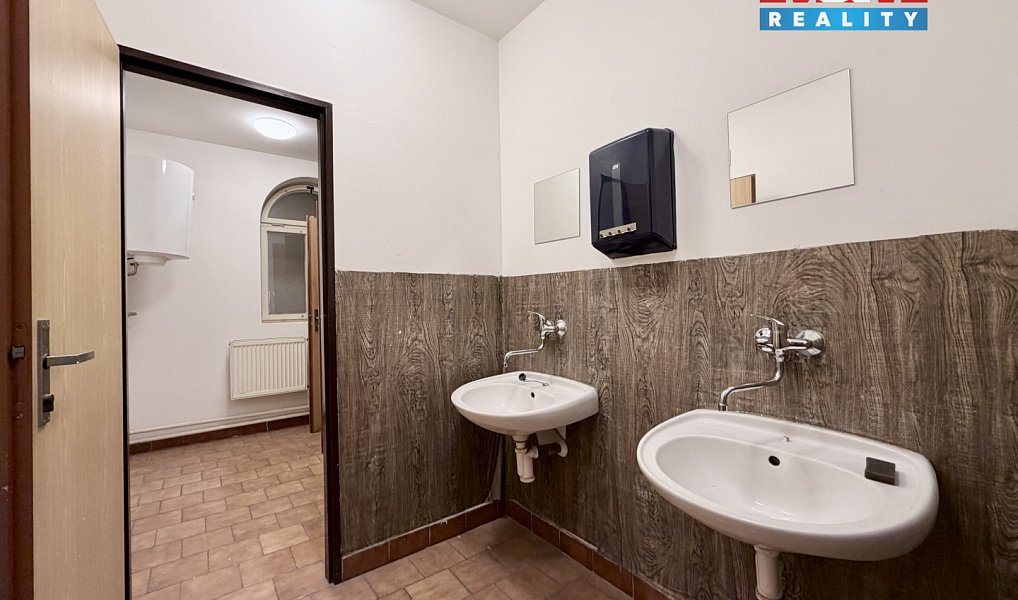 Pronájem kanceláře 82 m², Ostrava – náhled fotky 5