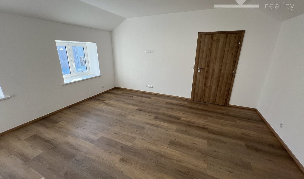 Prodej domu 184 m² s pozemkem 266 m², Vyškov – náhled fotky 11