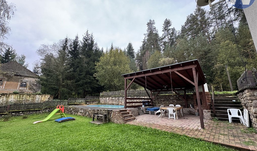 Prodej domu 260 m² s pozemkem 939 m², Ktiš – náhled fotky 21