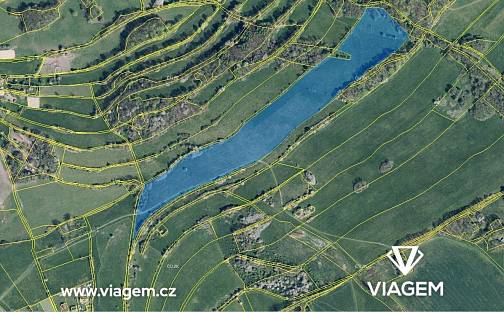 Prodej pole 4 436 m²