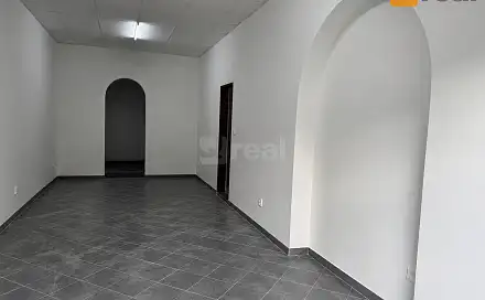 Pronájem obchodních prostor 47 m², Hanychovská, Liberec - Liberec III-Jeřáb