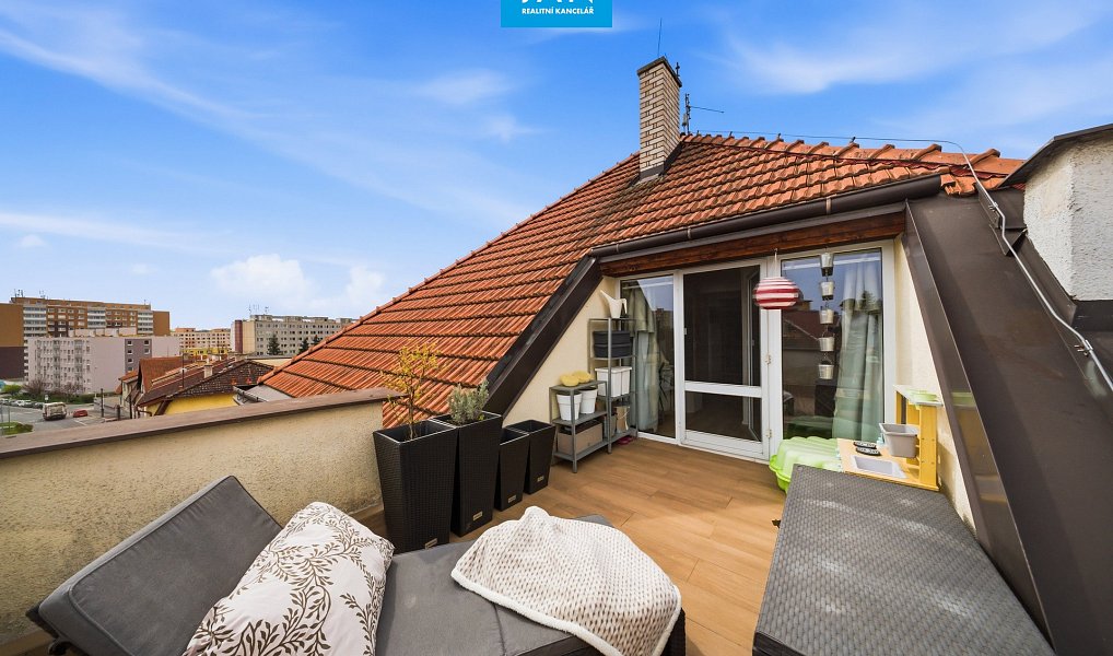 Prodej bytu 3+1 104 m², Praha – náhled fotky 4