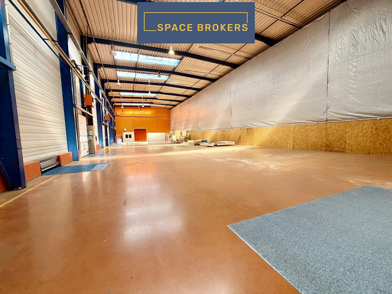 Pronájem skladovacích prostor 1 031 m² – fotografie 2