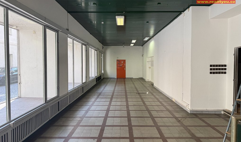 Pronájem obchodních prostor 169 m², Náchod – náhled fotky 3