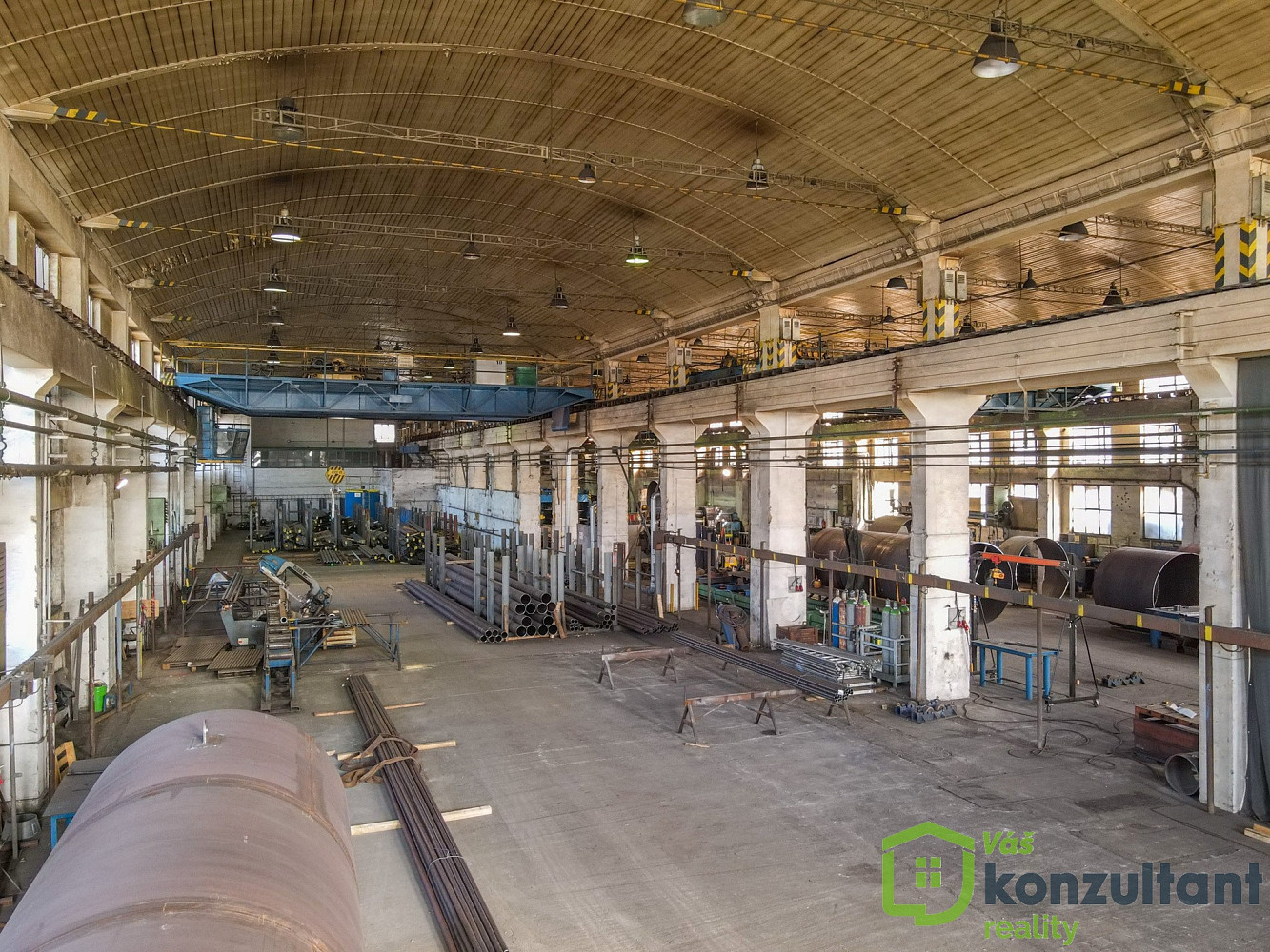Pronájem výrobních prostor 3 000 m² — photo 2