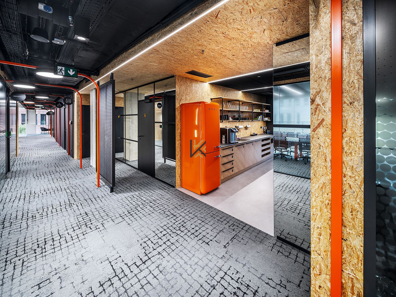 Pronájem kanceláře 3 237 m² – fotografie 4