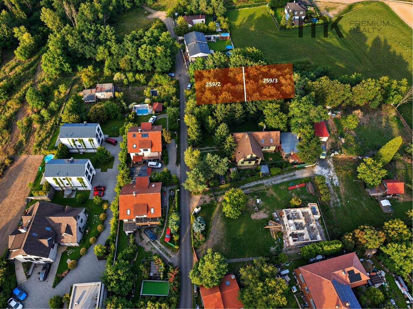 Prodej stavebního pozemku 1 676 m² – fotografie 4