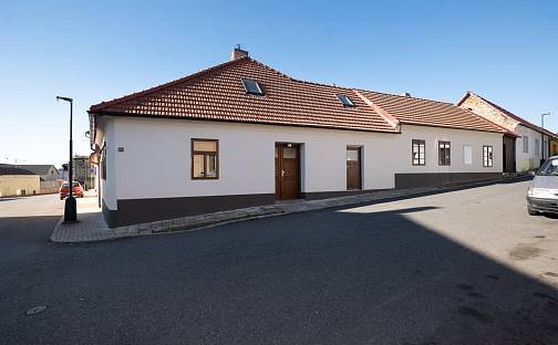 Prodej domu 168 m² s pozemkem 124 m², Žižkova, Týnec nad Labem, okres Kolín