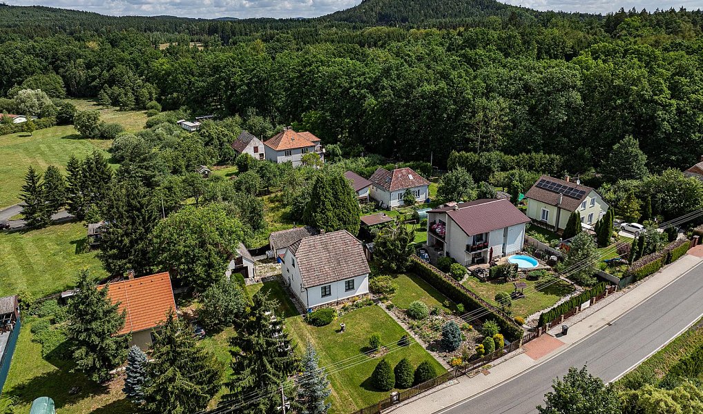 Prodej domu 130 m² s pozemkem 1 038 m², Svojkovice – náhled fotky 20