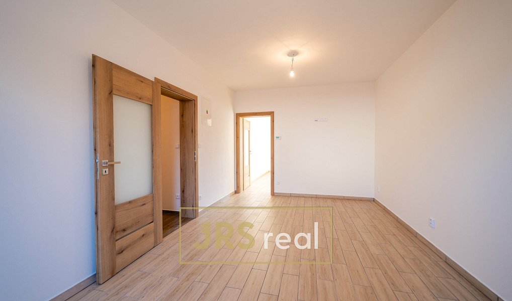 Prodej ubytovacího objektu 176 m², Novosedly – náhled fotky 4