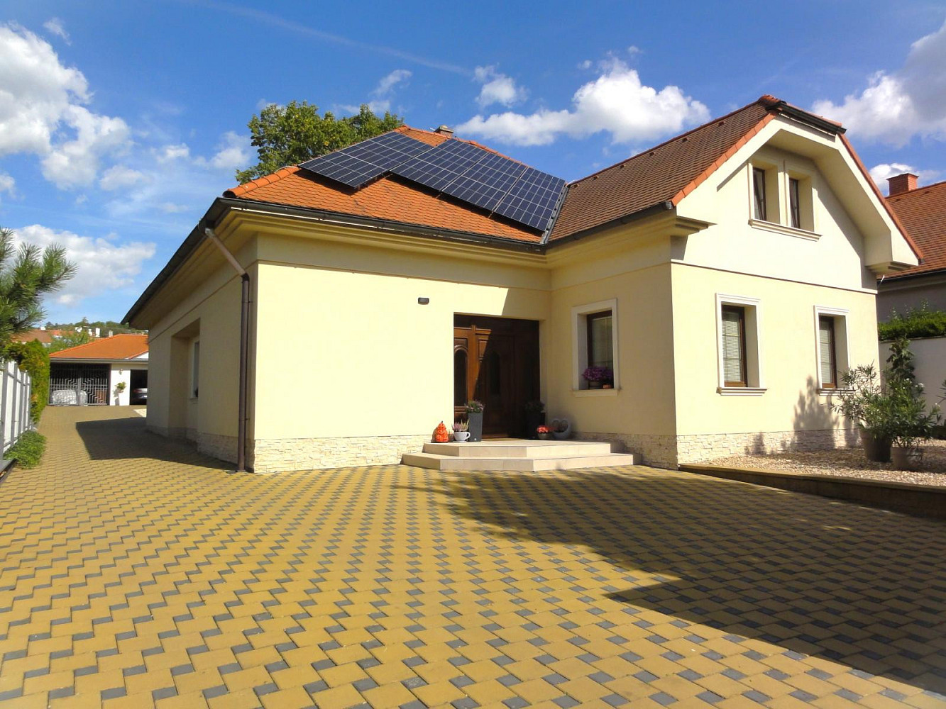 Prodej domu 251 m² s pozemkem 946 m² – fotografie 4