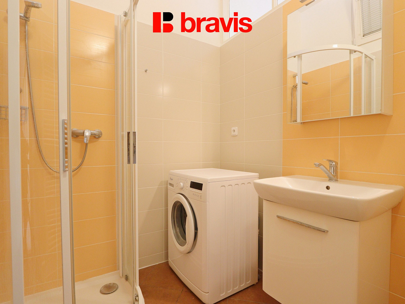 Pronájem bytu 2+1 72 m² – fotografie 5