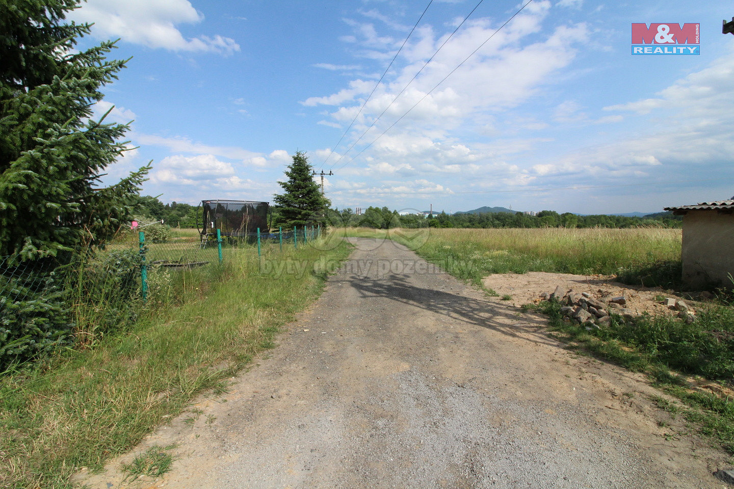 Prodej stavebního pozemku 1 241 m²
