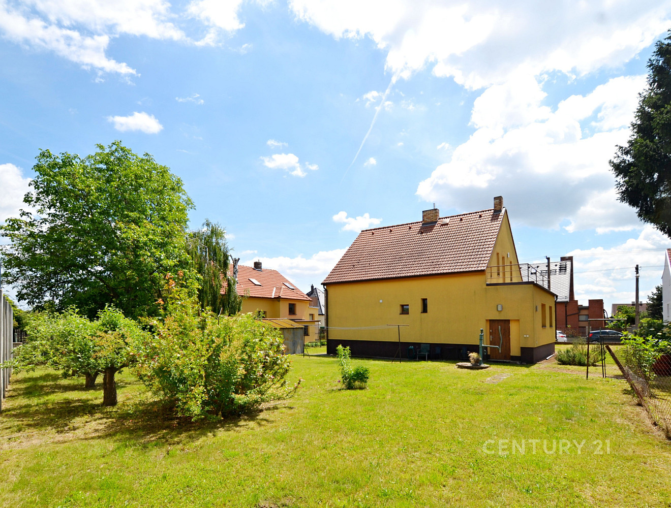 Prodej domu 215 m² s pozemkem 892 m² – fotografie 4