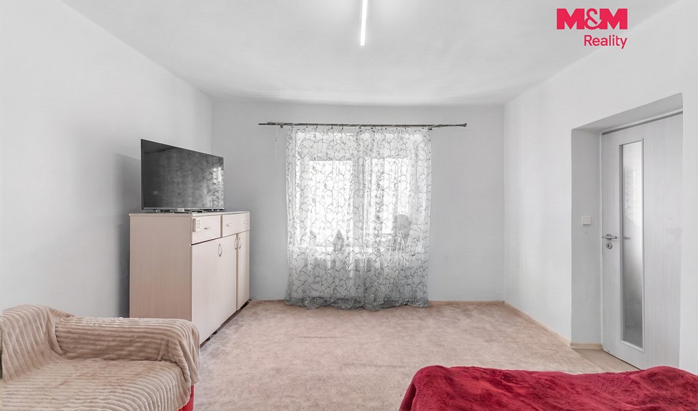 Prodej domu 161 m² s pozemkem 207 m², Kladno – náhled fotky 3