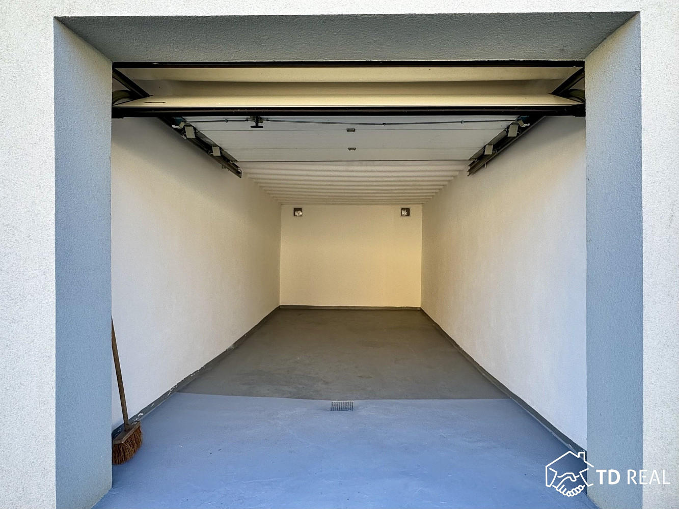 Prodej garáže, 17 m2 - Brno-Bystrc – fotografie 4