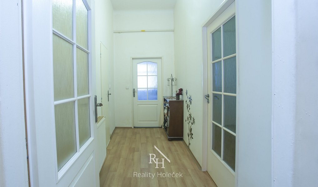 Prodej nájemního domu, činžáku 935 m², Kladno – náhled fotky 24