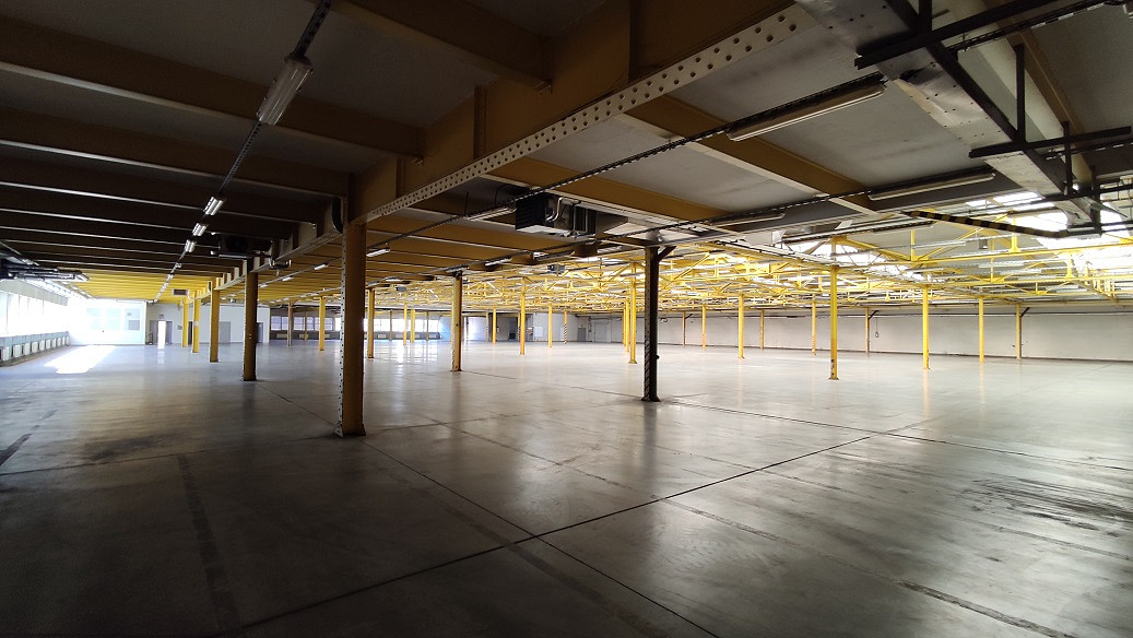 Pronájem výrobních prostor 4 035 m² – fotografie 4