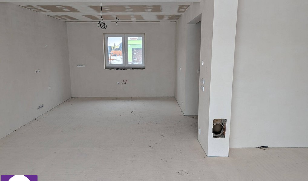 Prodej domu 171 m² s pozemkem 734 m², Hrušky – náhled fotky 7