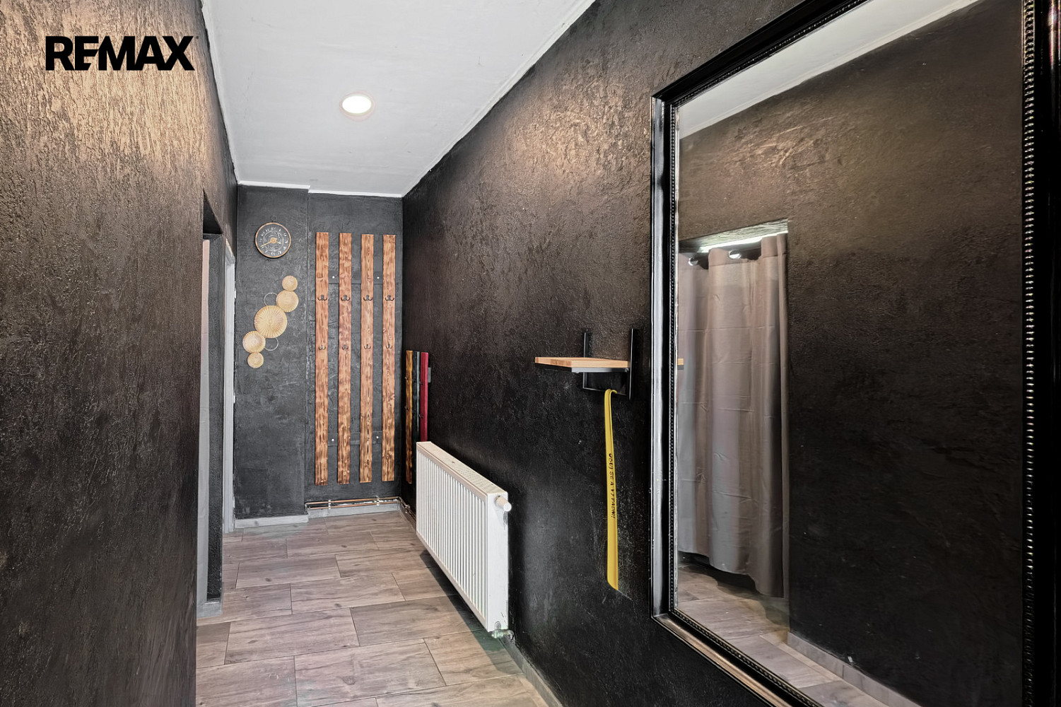 Prodej domu 252 m² s pozemkem 863 m² – pohled 4