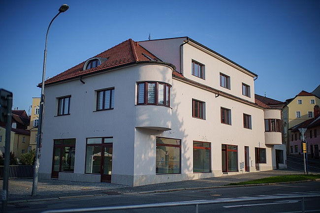 Pronájem obchodních prostor 115 m² – fotografie 2