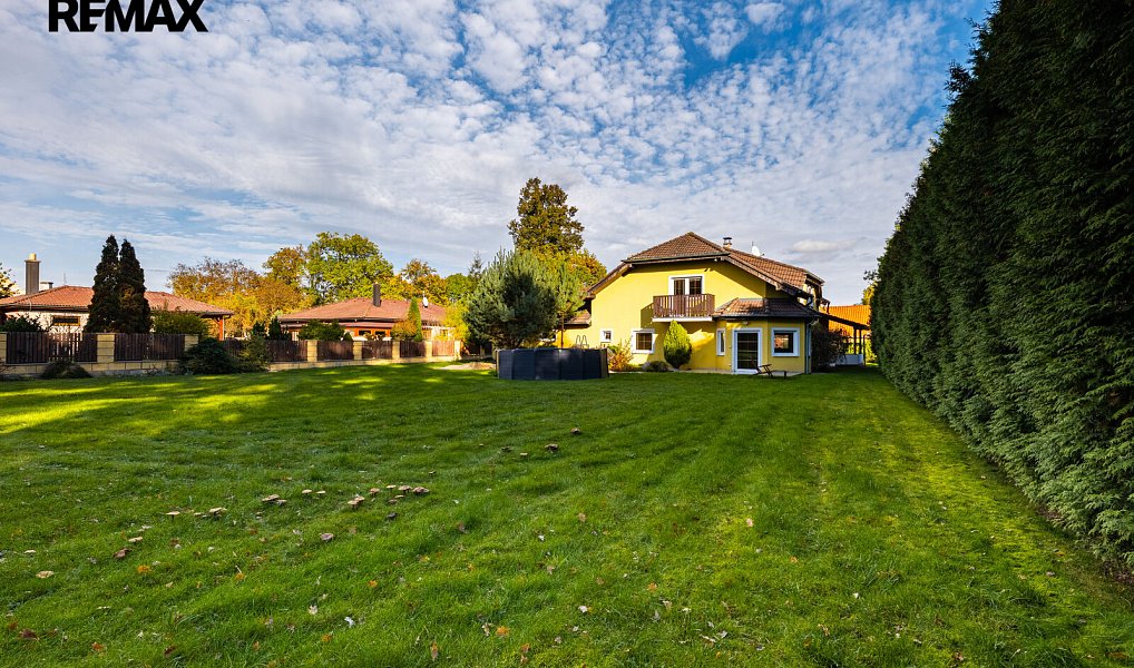 Prodej domu 220 m² s pozemkem 2 087 m², Hvozdec – náhled fotky 28