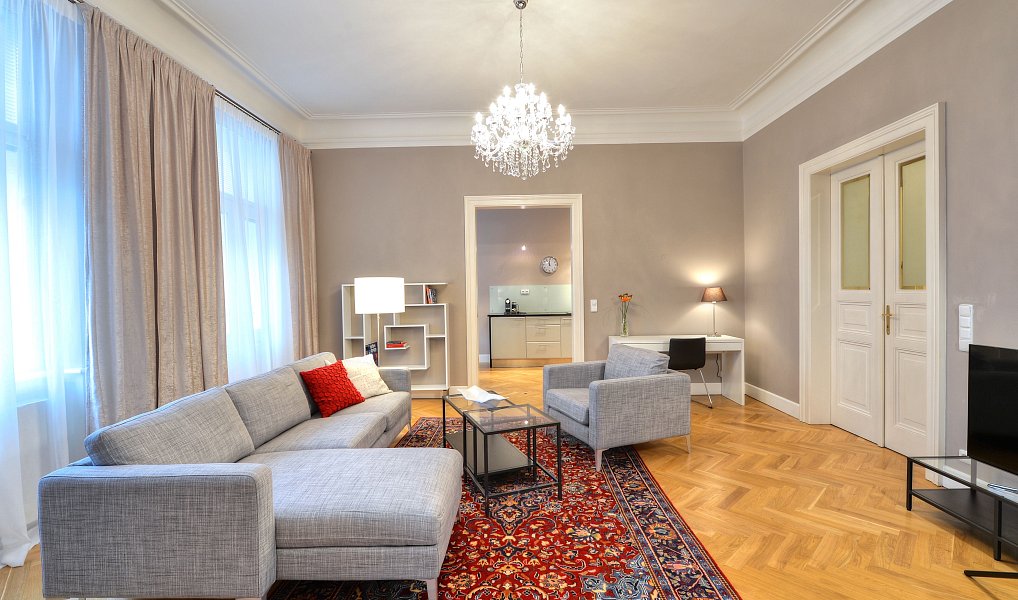 Pronájem bytu 3+1 120 m², Praha – fotka 1 z 8