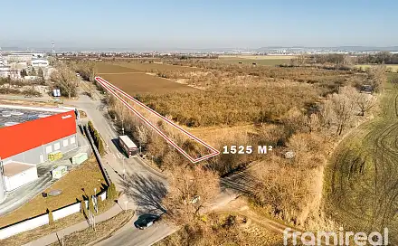Prodej komerčního pozemku 1 525 m², Brno