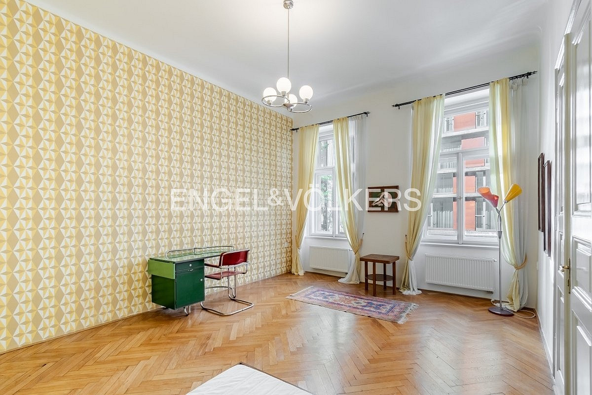Pronájem bytu 1+1 42 m²