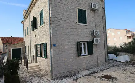 Prodej domu 129 m² s pozemkem 1 m², Srima, Sibensko-kninska zupanija, Chorvatsko
