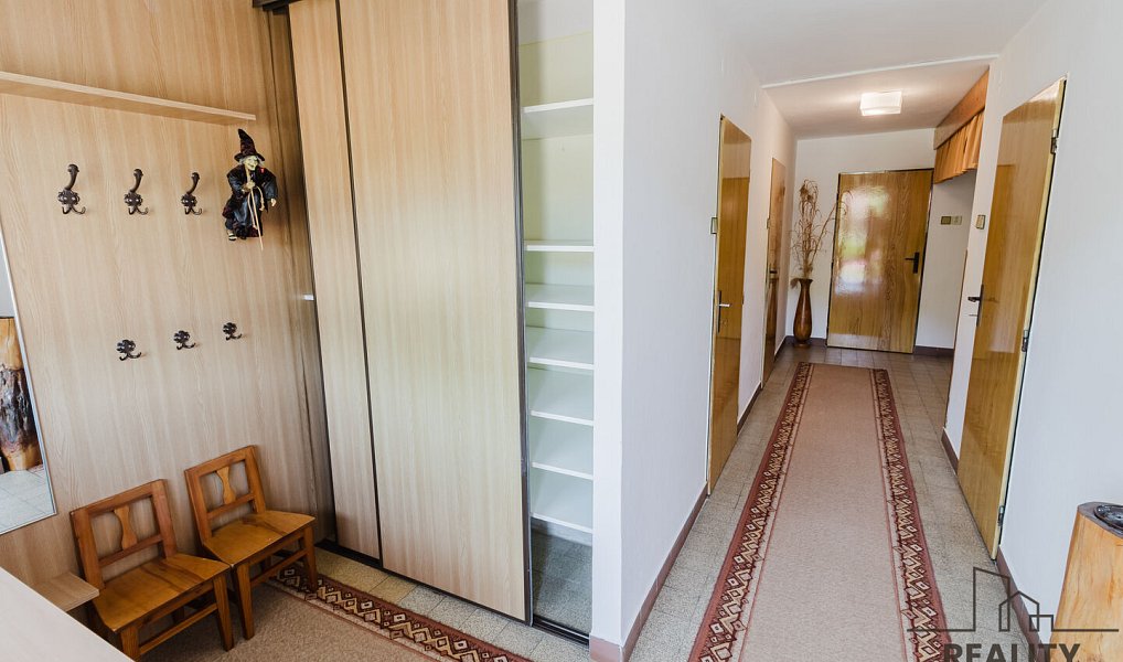 Prodej domu 200 m² s pozemkem 464 m², Ujčov – náhled fotky 8