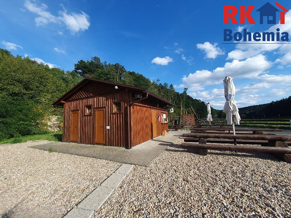 Prodej stavebního pozemku 2 165 m² – fotografie 4