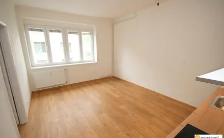 Pronájem bytu 2+kk 40 m², Pod radnicí, Praha 5 - Košíře