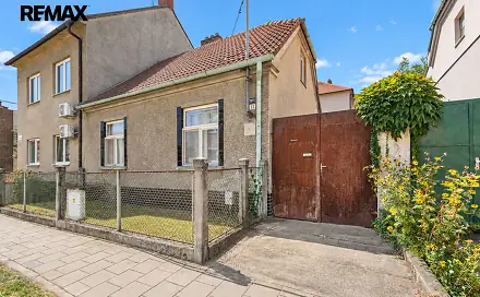 Prodej domu 90 m² s pozemkem 322 m², Čajkovského, Hodonín