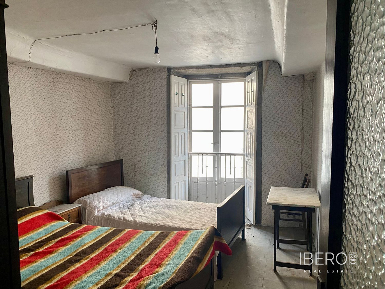 Piso 5+kk – Santiago de Compostela, O Ensanche - Más