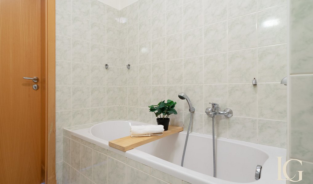 Prodej bytu 2+kk 62 m², Praha – náhled fotky 21