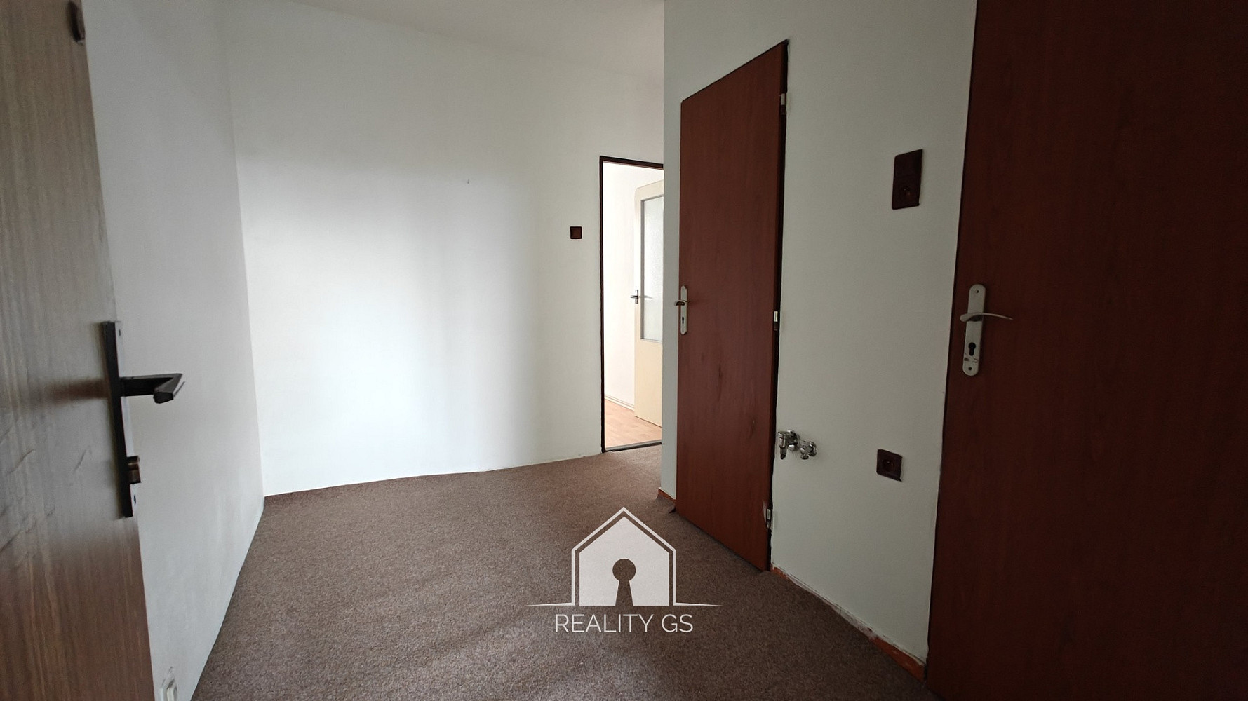 Pronájem bytu 2+kk 39 m² – fotografie 5