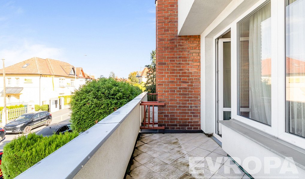 Pronájem domu 220 m² s pozemkem 409 m², Praha – náhled fotky 20