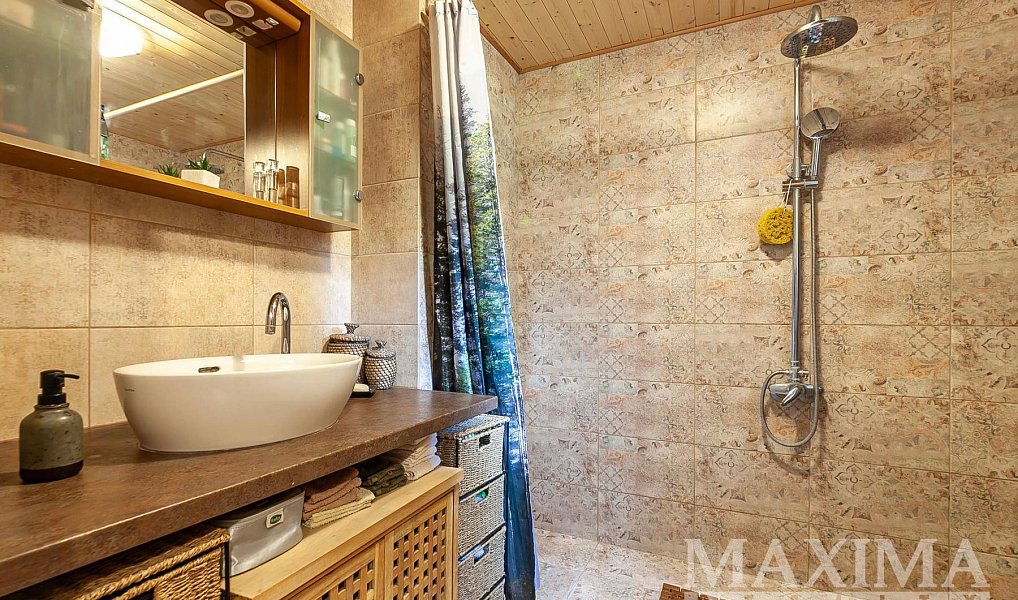 Prodej domu 196 m² s pozemkem 3 460 m², Staré Hrady – náhled fotky 13