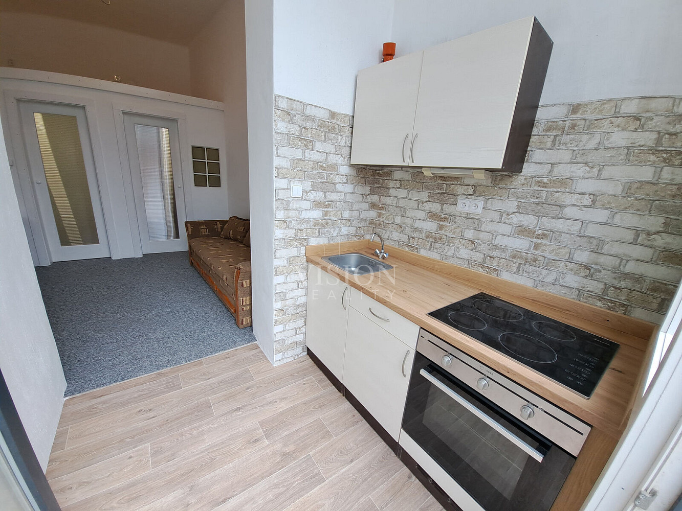 Pronájem bytu 1+kk 18 m²