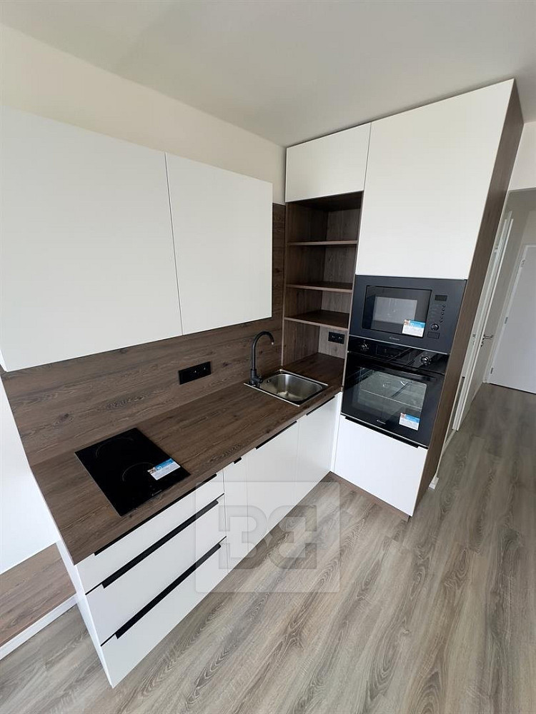 Pronájem bytu 1+kk 23 m²