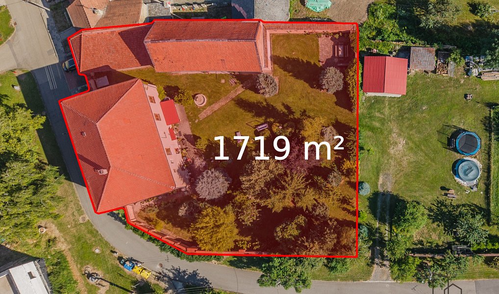 Prodej domu 292 m² s pozemkem 1 719 m², Kučerov – náhled fotky 6