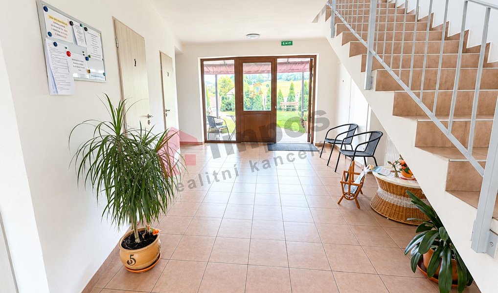 Pronájem bytu 1+kk 27 m², Mrač – náhled fotky 10
