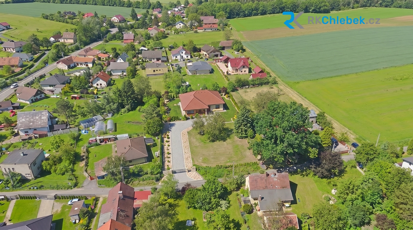 Prodej stavebního pozemku 1 679 m² — photo 4