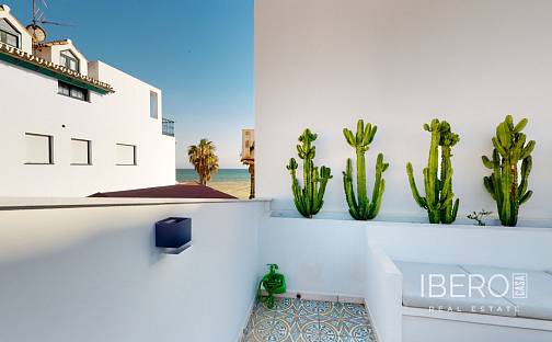 Prodej domu 95 m² s pozemkem 95 m², Caleta de Vélez, Španělsko